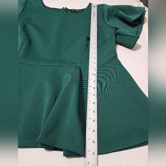 Eloquii Women's Flare Sleeve Peplum Top In Green Size 18 - Picture 6 of 9